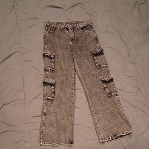 Men's Washed Gray Cargo Jeans - Stylish Utility Pants